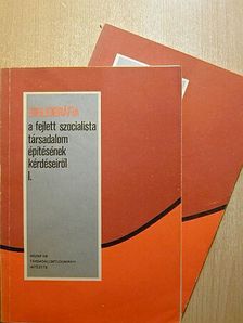Bibliográfia a fejlett szocialista társadalom építésének kérdéseiről I-II. [antikvár]