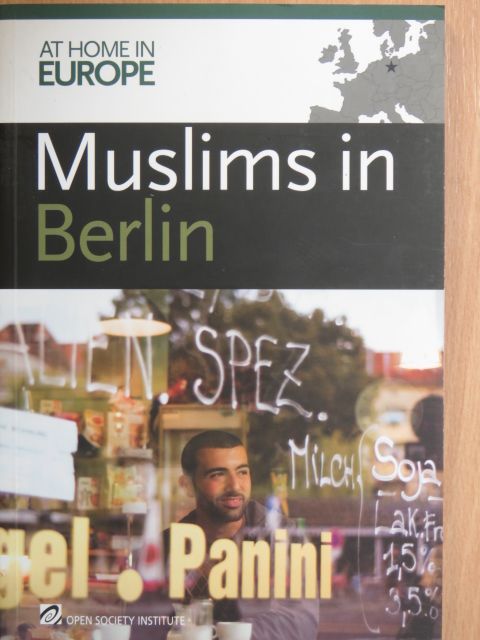 Muslims in Berlin [antikvár]