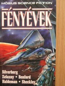 Gene Wolfe - Fényévek [antikvár]