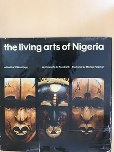 The living arts of Nigeria [antikvár]