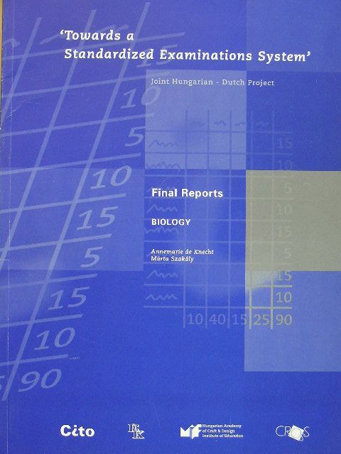 Annemarie de Knecht - 'Towards a Standardized Examinations System' [antikvár]