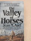 Jean M. Auel - The Valley of Horses [antikvár]
