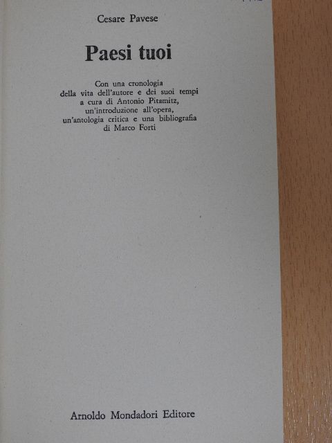 Cesare Pavese - Paesi tuoi [antikvár]