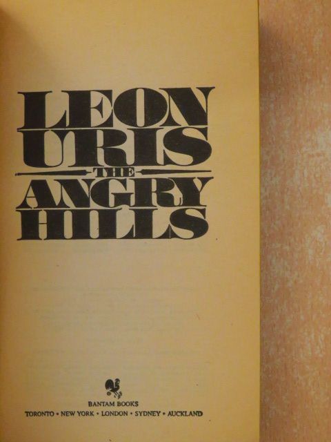 Leon Uris - The Angry Hills [antikvár]