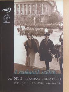 A szakadék szélén... [antikvár]