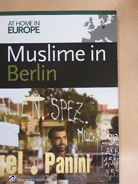 Nina Müche - Muslime in Berlin [antikvár]