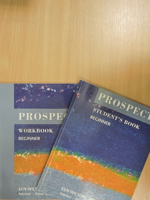 James Taylor - Prospects - Beginner - Student's Book/Workbook [antikvár]
