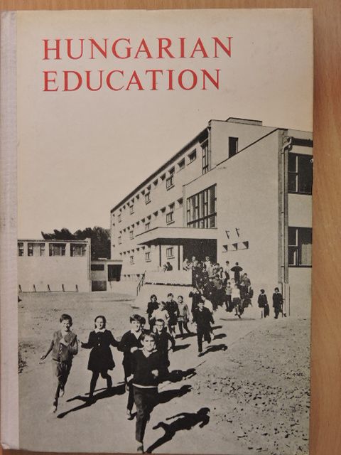 Dr. Arató Ferenc - Hungarian Education [antikvár]