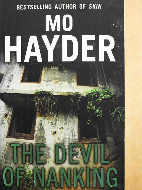 Mo Hayder - The Devil of Nanking [antikvár]