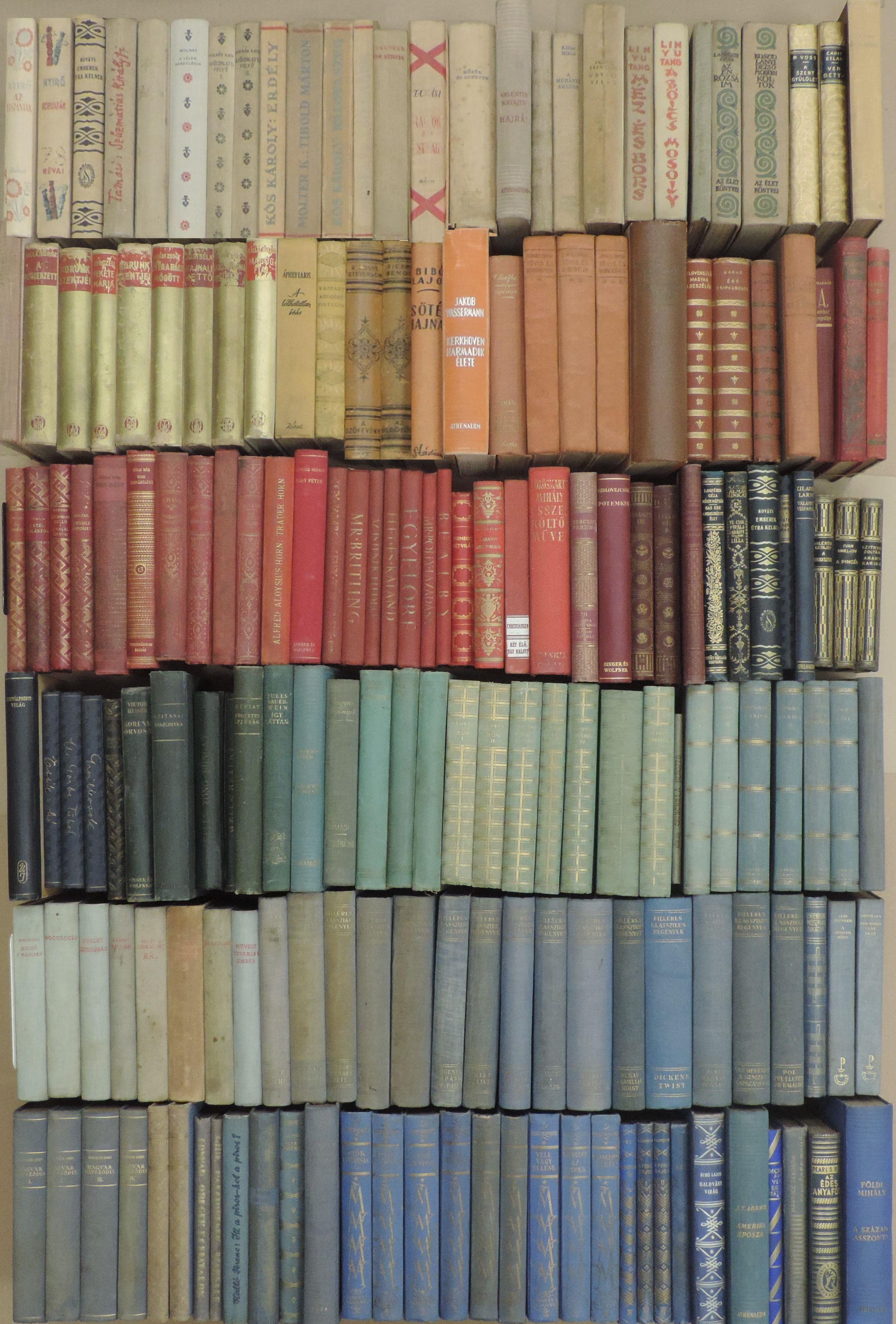 Aldous Huxley - "175 kötet háború előtti magyar szépirodalmi mű" [antikvár]