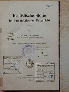 Dr. Max C. P. Schmidt - Realistische Stoffe im humanistischen Unterricht [antikvár]