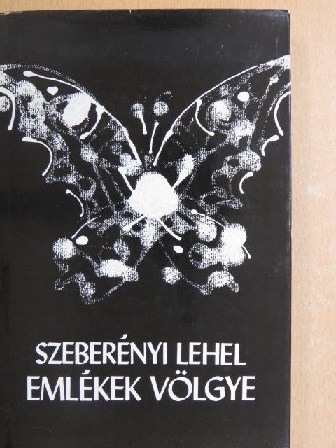 Szeberényi Lehel - Emlékek völgye [antikvár]