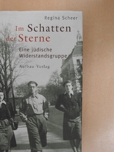 Regina Scheer - Im Schatten der Sterne [antikvár]