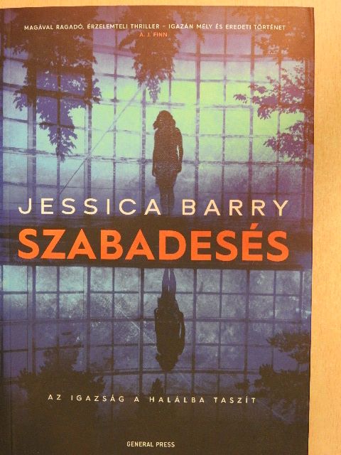Jessica Barry - Szabadesés [antikvár]