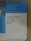 Achim Vogt - Internationale Politik und Gesellschaft 1/2002 [antikvár]