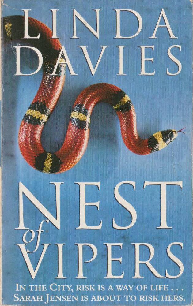 Davies, Linda - Nest of Vipers [antikvár]