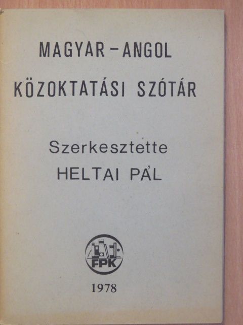 Magyar-angol közoktatási szótár [antikvár]