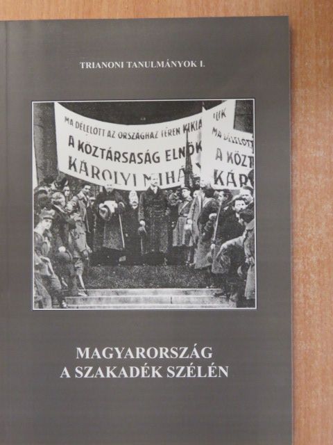 Szilassy Sándor - Magyarország a szakadék szélén (dedikált példány) [antikvár]