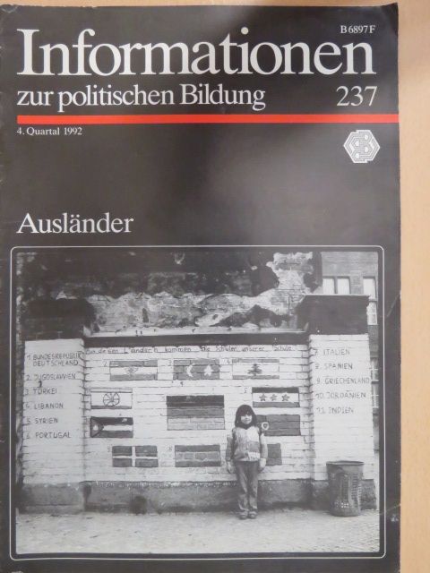 Helga Herrmann - Informationen zur politischen Bildung 237 [antikvár]