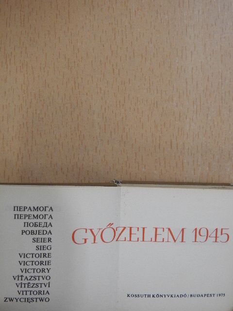 A. Tvardovszkij - Győzelem 1945 (minikönyv) [antikvár]