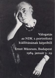 Válogatás az NDK 2. portréfotó kiállításának képeiből [antikvár]