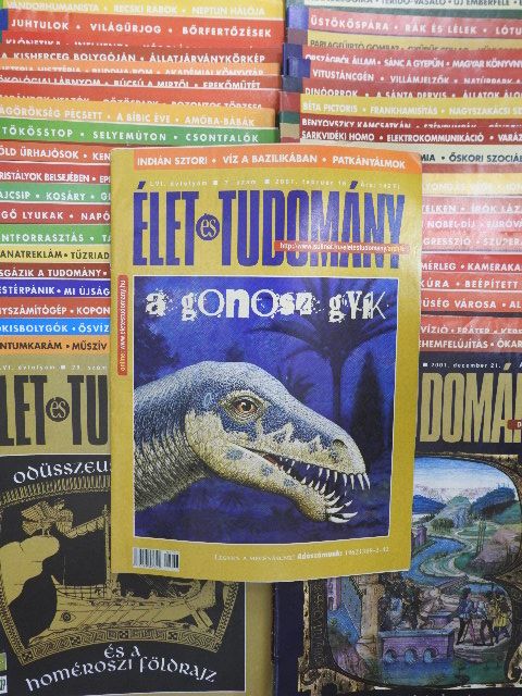 Juhari Zsuzsa - Élet és Tudomány 2001. (nem teljes évfolyam) [antikvár]