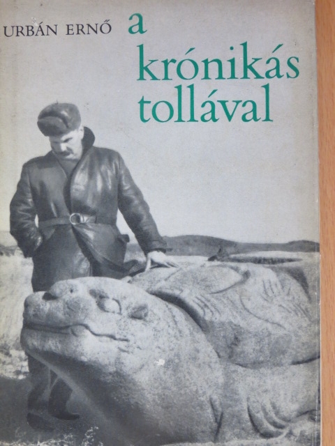 Urbán Ernő - A krónikás tollával [antikvár]