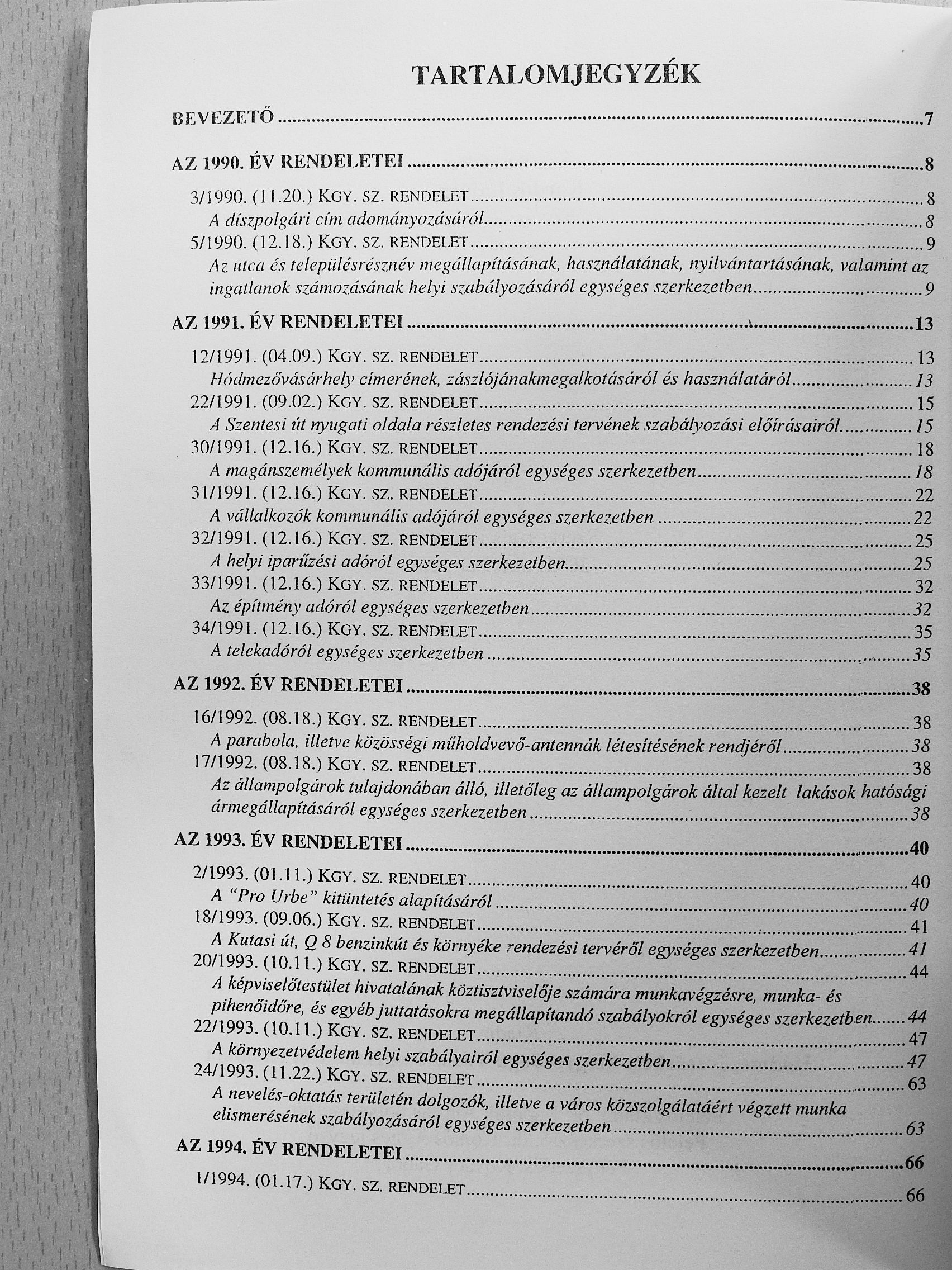 Hatályos jogszabályok (helyi rendeletek) gyűjteménye [antikvár]