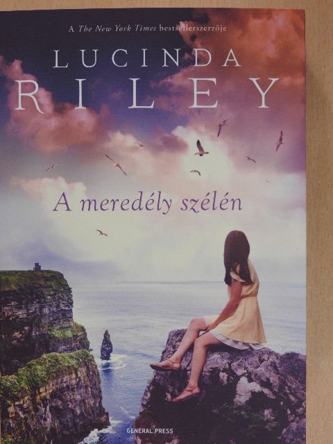 Lucinda Riley - A meredély szélén [antikvár]
