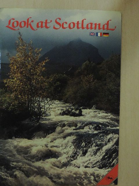 Look at Scotland [antikvár]