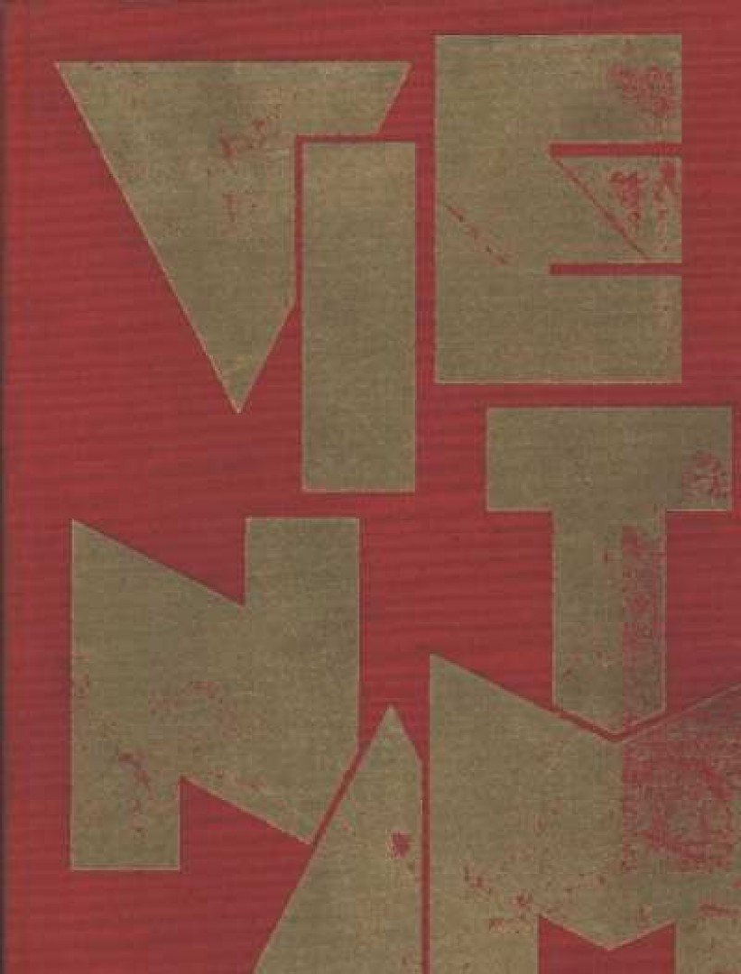 MÁTÉ GYÖRGY - Vietnam - It Happened in Front of Our Very Eyes [antikvár]