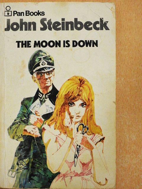 John Steinbeck - The Moon is Down [antikvár]