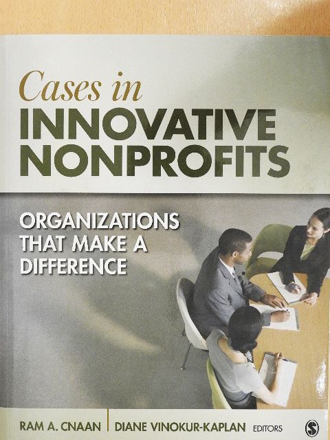 Björn Schmitz - Cases in Innovative Nonprofits [antikvár]