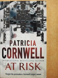 Patricia Cornwell - At Risk [antikvár]