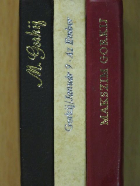 Makszim Gorkij - Január 9./Az Ember (minikönyv) (számozott)/Január 9./Az Ember (minikönyv) (számozott)/Január 9./Az Ember (minikönyv) (számozott) [antikvár]