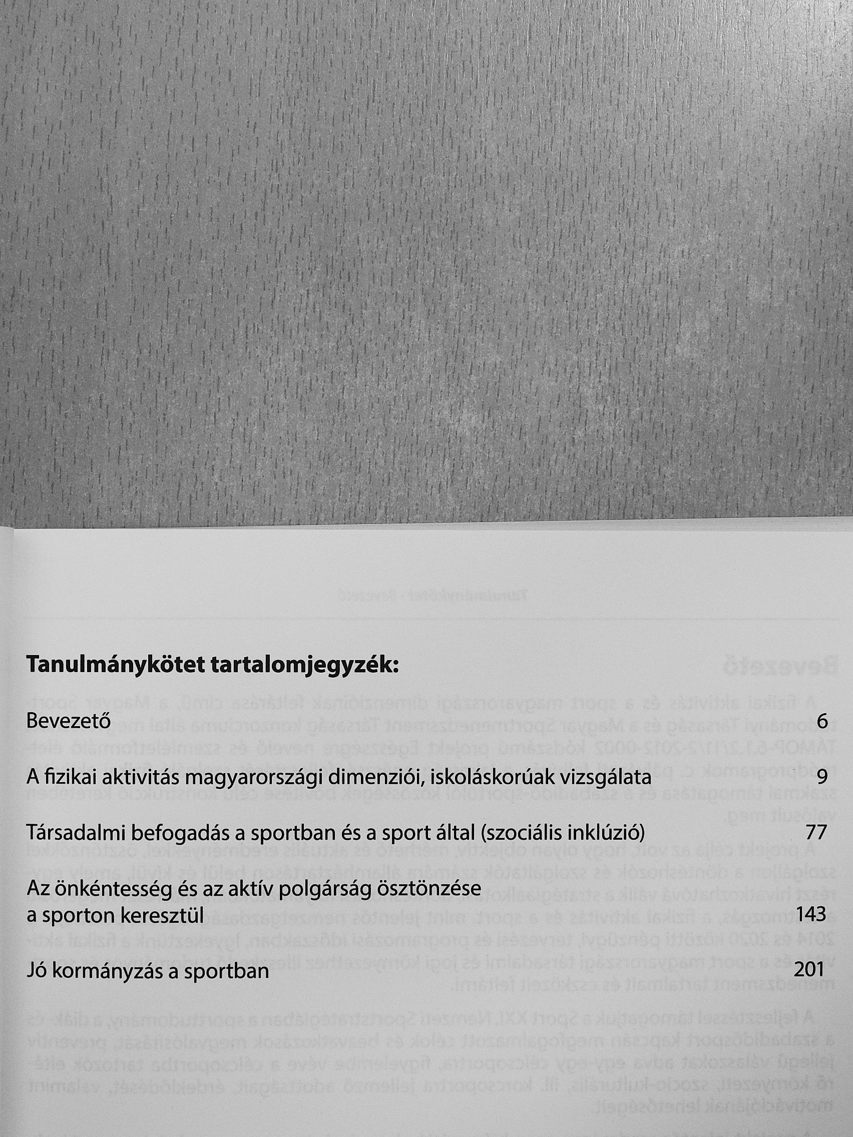 Cselik Bence - Tanulmánykötet [antikvár]