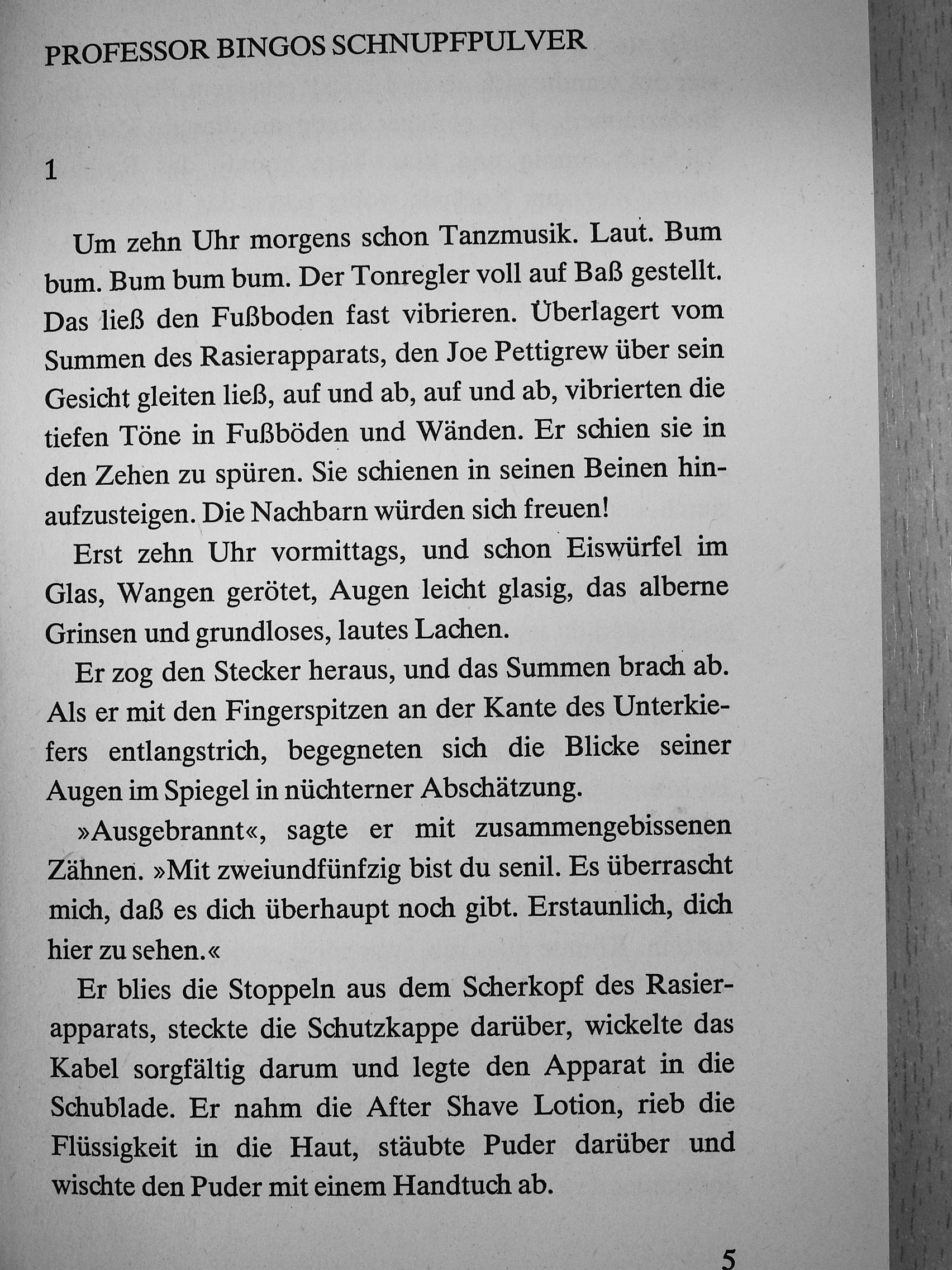 Raymond Chandler - Professor Bingos Schnupfpulver/Die Bronzetür [antikvár]