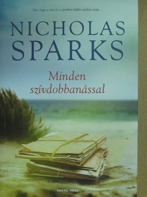 Nicholas Sparks - Minden szívdobbanással [antikvár]