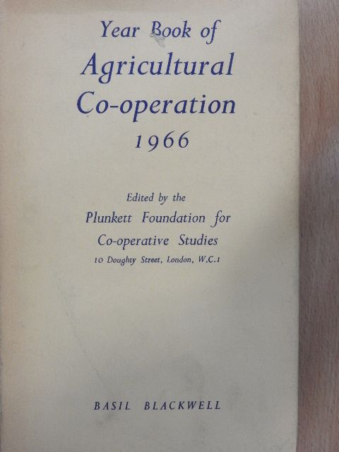 H. S. Wanasinghe - Year Book of Agricultural Co-operation 1966 [antikvár]