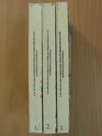 Andrásfalvy Bertalan - A III. Békéscsabai Nemzetközi Néprajzi Nemzetiségkutató Konferencia előadásai 1-3. [antikvár]