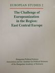 Kálmán Kulcsár - The Challenge of Europeanization in the Region: East Central Europe [antikvár]