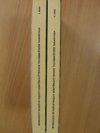 Arany Jánosné - Munkaügyi és Szövetkezeti Döntőbizottságok továbbképzési tananyaga I-II. [antikvár]