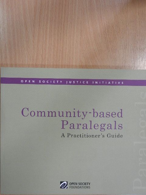 Community-based Paralegals [antikvár]