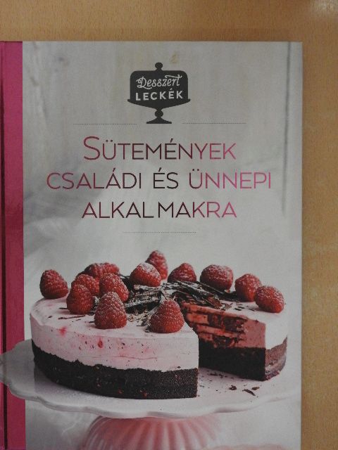 Sütemények családi és ünnepi alkalmakra [antikvár]