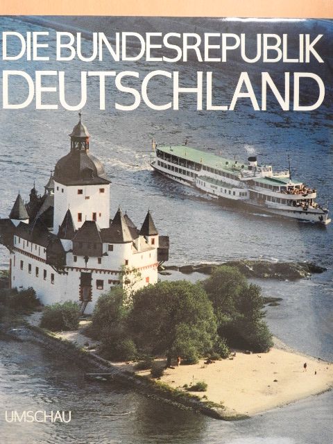 Gerhard Roth - Die Bundesrepublik Deutschland [antikvár]