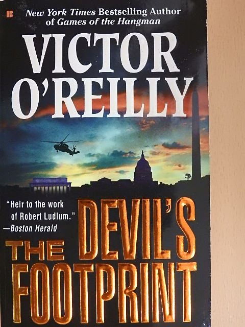Victor O'Reilly - The Devil's Footprint [antikvár]