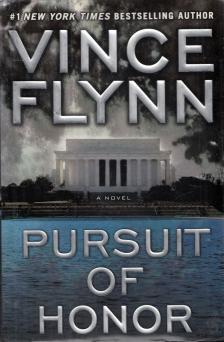 Vince Flynn - Pursuit of Honor [antikvár]