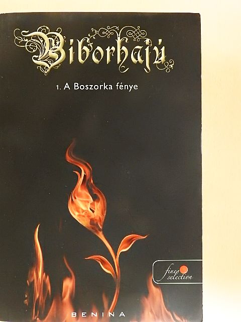 Benina - Bíborhajú 1. [antikvár]