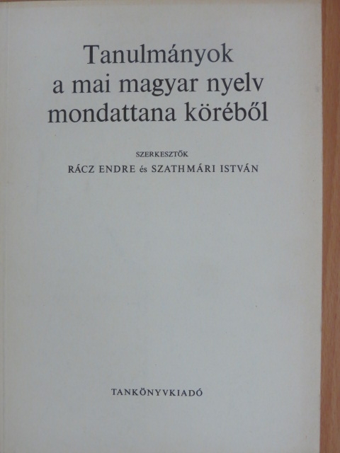 Berrár Jolán - Tanulmányok a mai magyar nyelv mondattana köréből [antikvár]