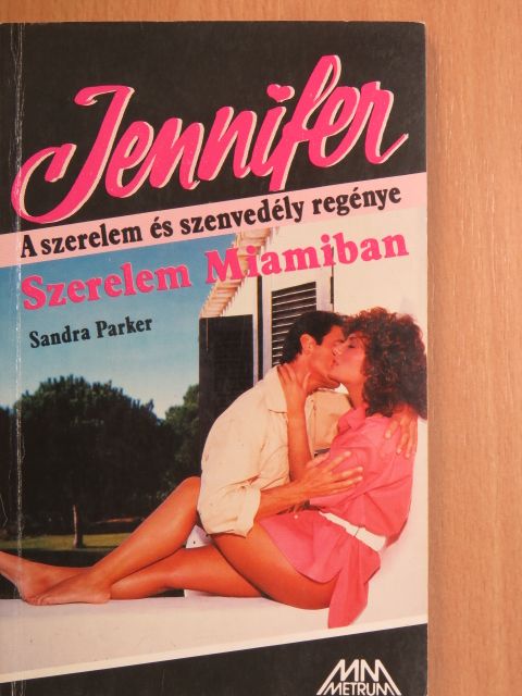Sandra Parker - Szerelem Miamiban [antikvár]